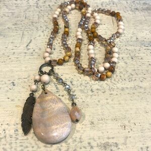 NWOT Bohemian style beaded necklace
